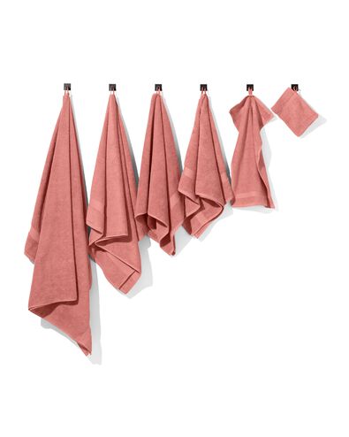 handdoek 60x110 zware kwaliteit - roze oudroze handdoek 60 x 110 - 5200708 - HEMA