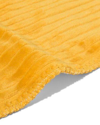 plaid sherpa okergeel 130x150  - 7324020 - HEMA