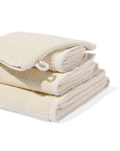 tweedekans handdoek recycled katoen 70x140 ecru ecru handdoek 70 x 140 - 5250365 - HEMA