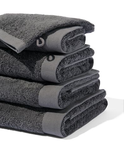 handdoek - 70 x 140 cm - hotel extra zacht - donkergrijs uni donkergrijs handdoek 70 x 140 - 5220033 - HEMA
