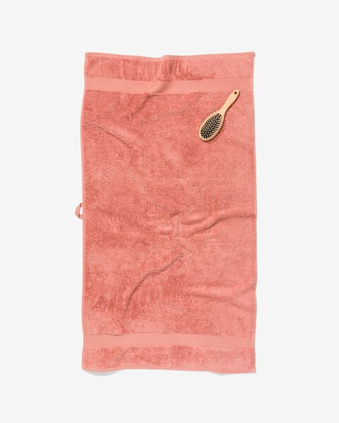 handdoek 60x110 zware kwaliteit - roze - 5200708 - HEMA