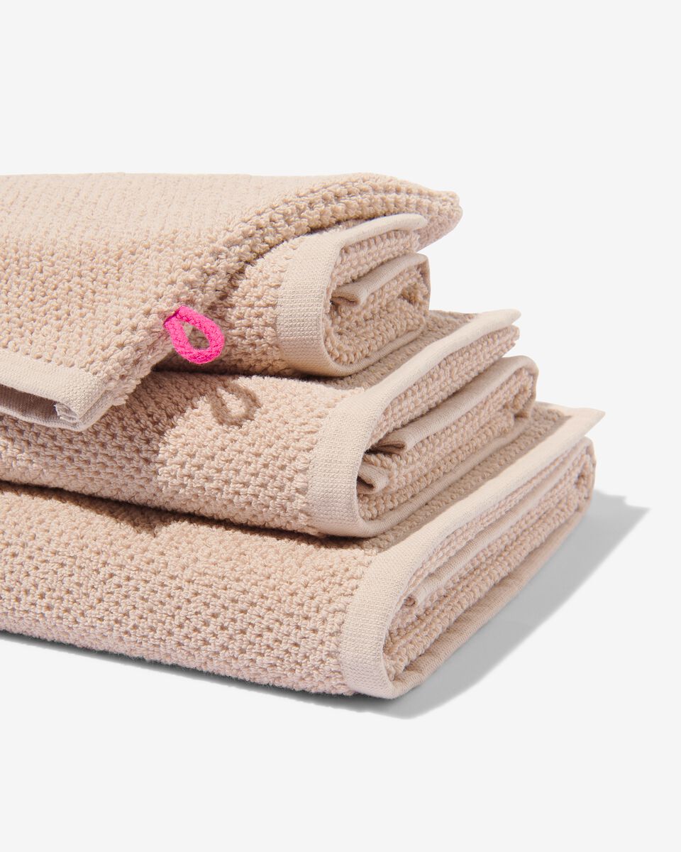 handdoek 70x140 zware kwaliteit beige -