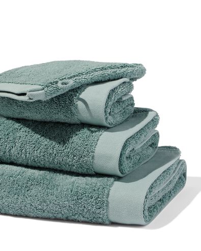 handdoek 70x140 hotel extra zacht groenblauw blauw handdoek 70 x 140 - 5230062 - HEMA
