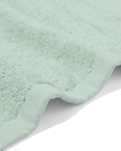 gezichtsdoekjes 30x30 zware kwaliteit poedergroen - 4 stuks lichtgroen gezichtsdoekjes 30 x 30 - 5245409 - HEMA