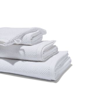 tweedekans handdoek recycled katoen 50x100 wit wit handdoek 50 x 100 - 5240210 - HEMA