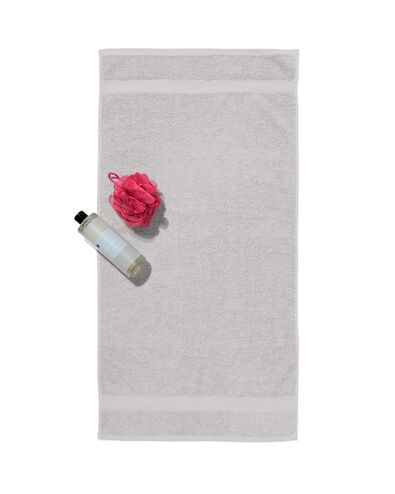handdoek - 50 x 100 cm - zware kwaliteit - lichtgrijs uni lichtgrijs handdoek 50 x 100 - 5240203 - HEMA