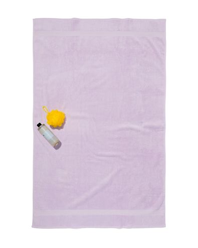 handdoek 100x150 zware kwaliteit lila lila handdoek 100 x 150 - 5284605 - HEMA